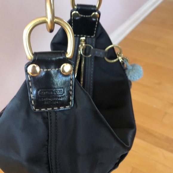 Beautiful Coach mini canvas bag - Picture 6 of 6